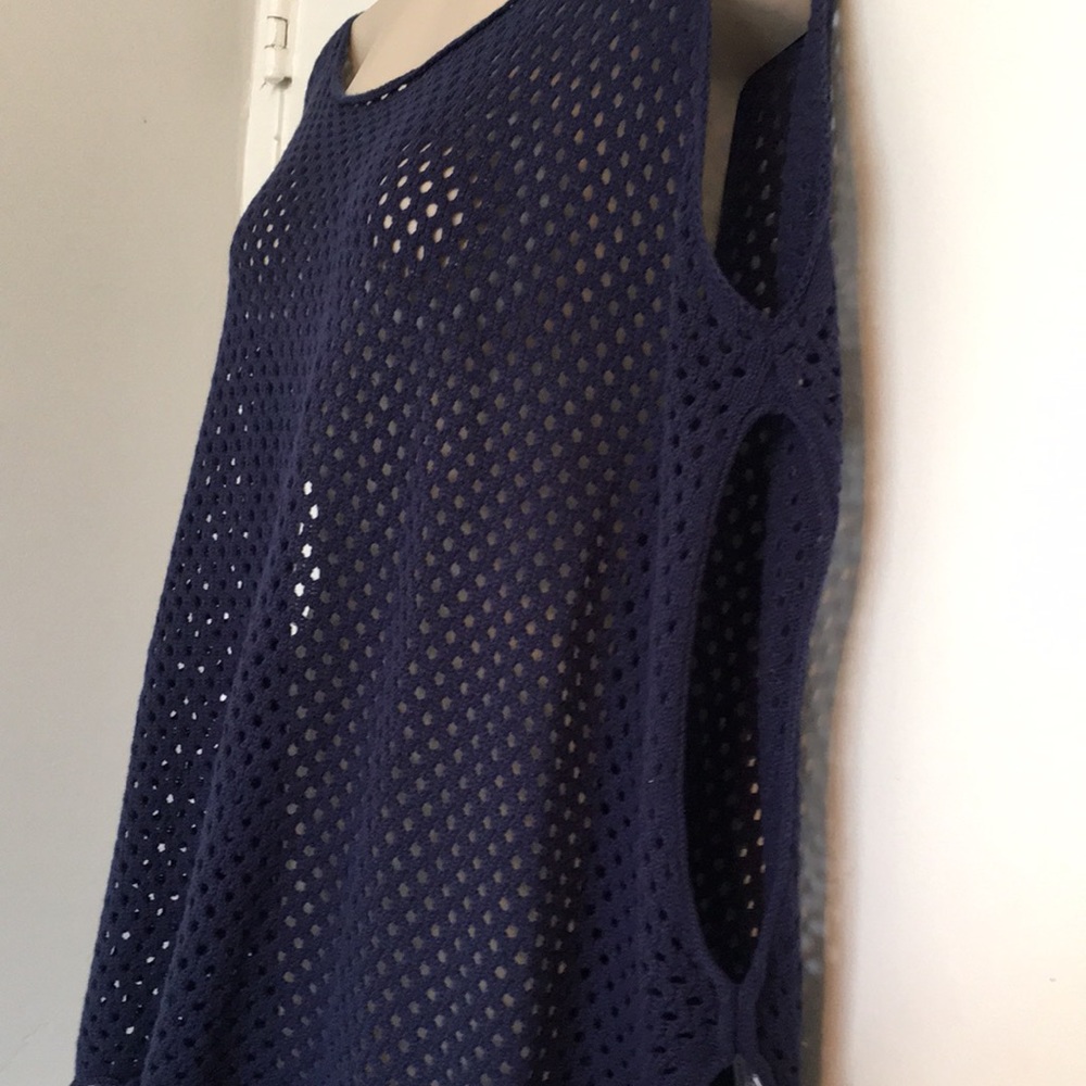 Michael Stars cold shoulder sweater w/Fringe - Picture 2 of 6